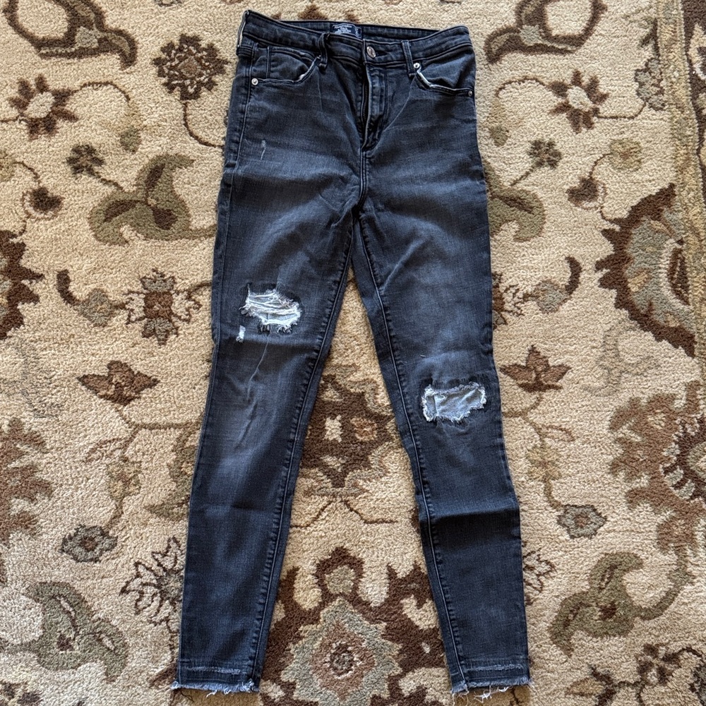 Abercrombie & Fitch Black Distressed Skinny Jeans
